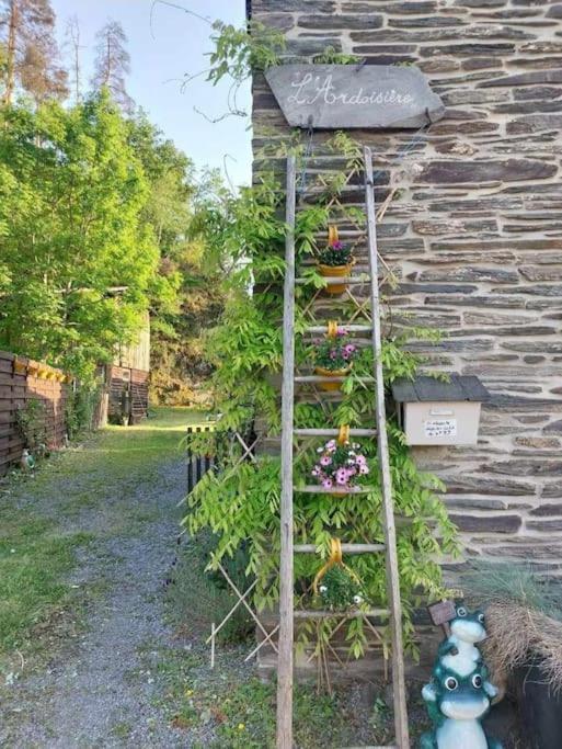 L'Ardoisiere: Jolie Maison Ardennaise. Villa Alle ภายนอก รูปภาพ
